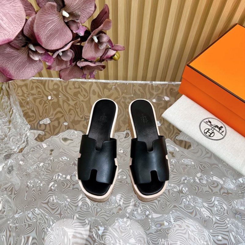 H**mes slippers